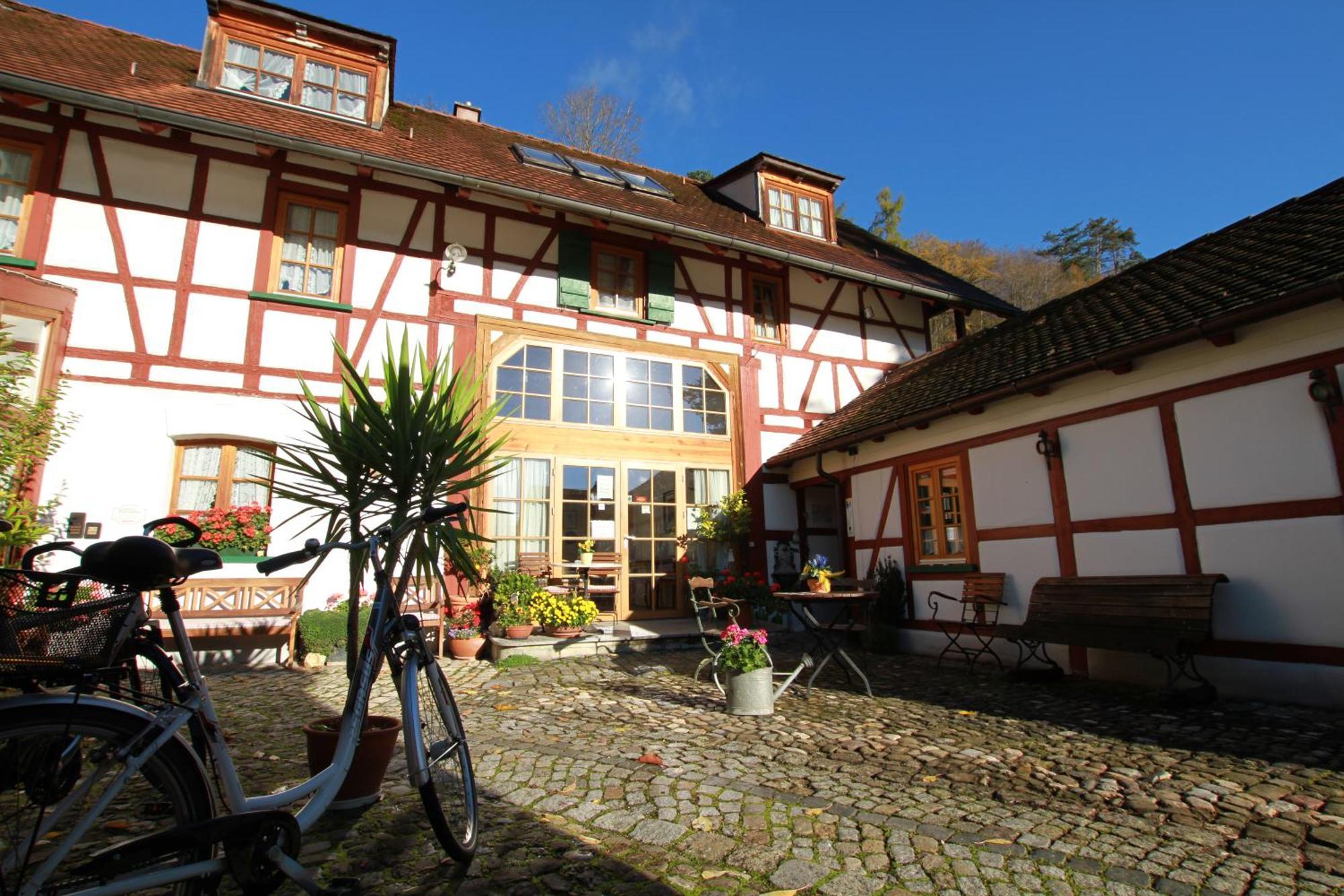Gaestehaus Pfefferle Hotel Garni Und Ferienwohnungen Sigmaringen Exterior photo