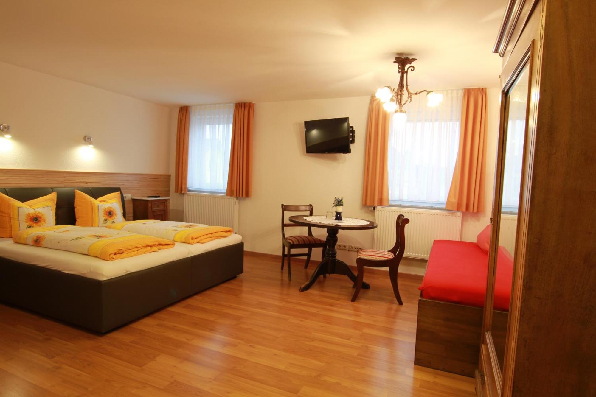 Gaestehaus Pfefferle Hotel Garni Und Ferienwohnungen Sigmaringen Room photo